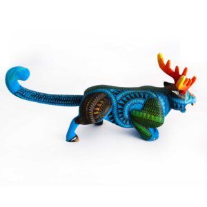 Fusión de jaguiar con venado en alebrije