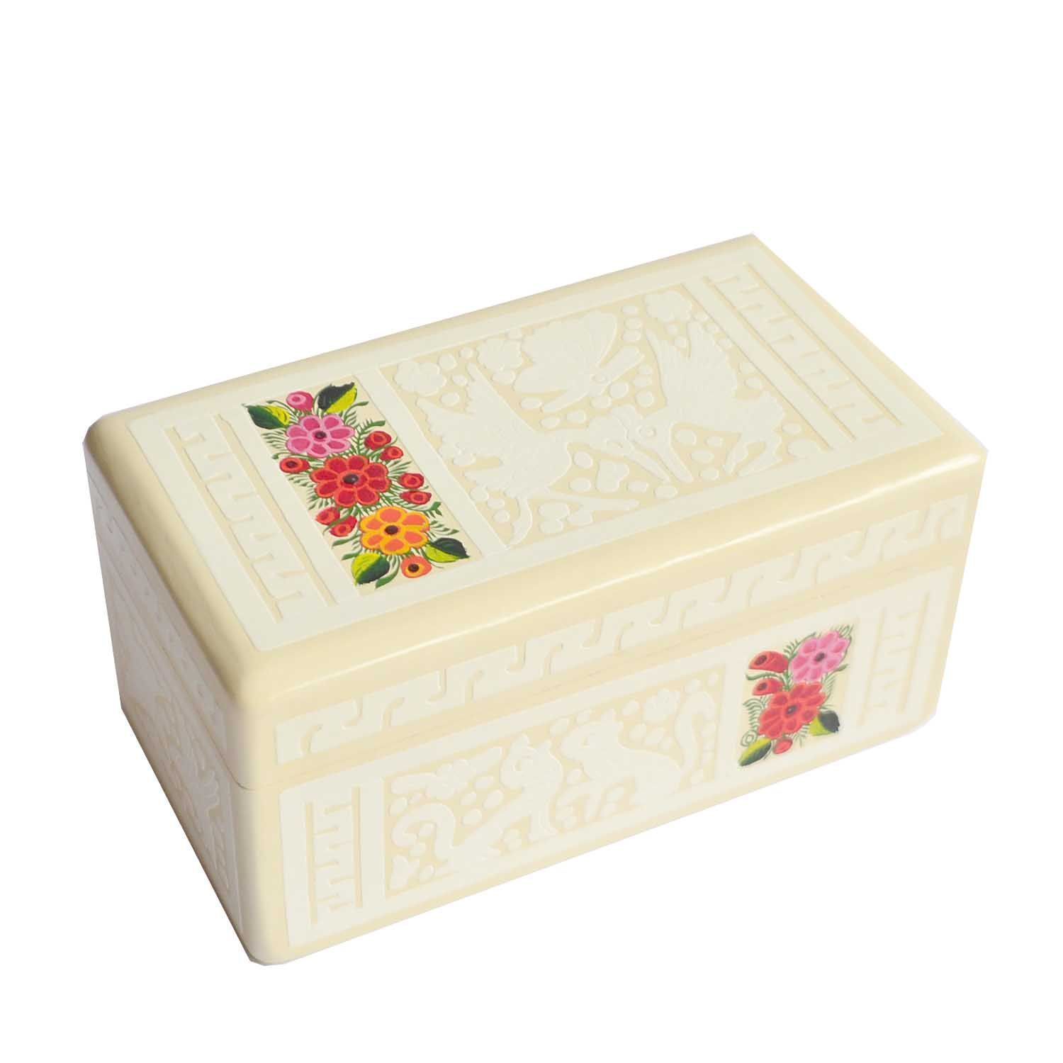 Caja de Olinalá