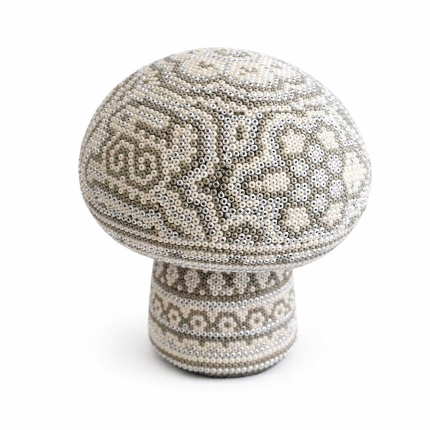 Hongo Huichol de Chaquira