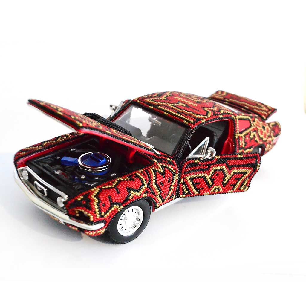Mustang 68 de Arte Huichol - Imagen 2