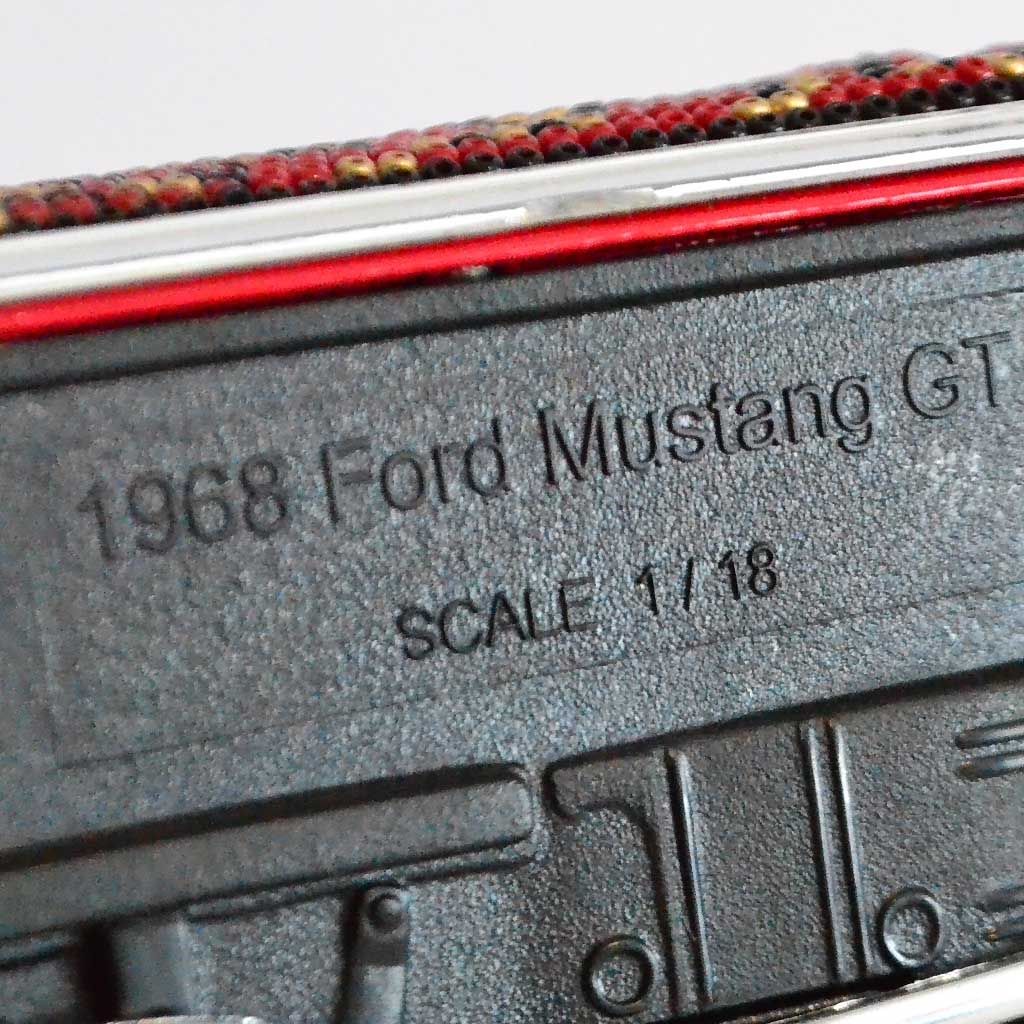Mustang 68 de Arte Huichol - Imagen 4