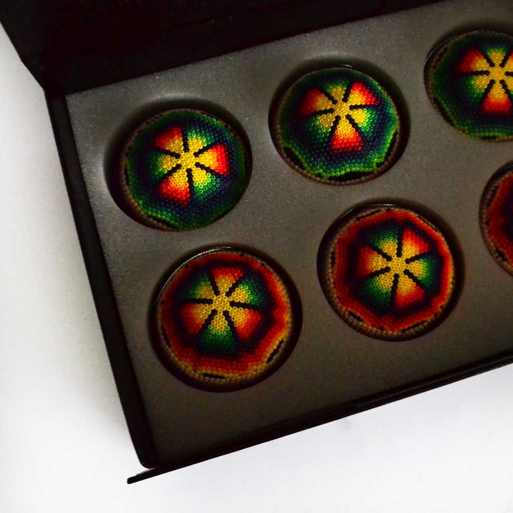 Esferas de Navidad en Arte Huichol - Imagen 3