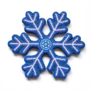 Copo de nieve con arte huichol