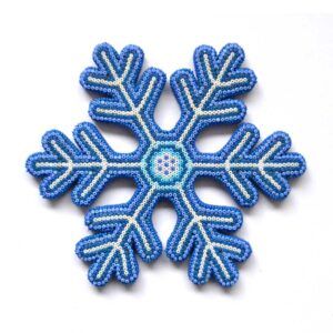 Copo de nieve con arte huichol