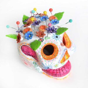 Calavera de Barro Policromado de Metepec con Flores Artesanales | Arte Popular Mexicano